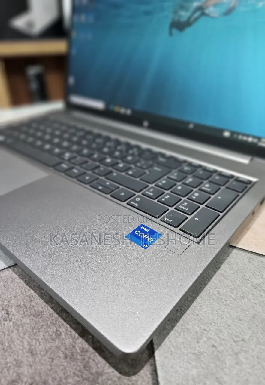 New Laptop HP ZBook 15 16GB Intel Core i7 SSD 1T