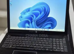 New Laptop HP Pavilion 15 8GB Intel Core i7 SSD 256GB