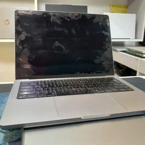 New Laptop Apple MacBook Pro 2019 32GB Intel Core i9 SSD 1T
