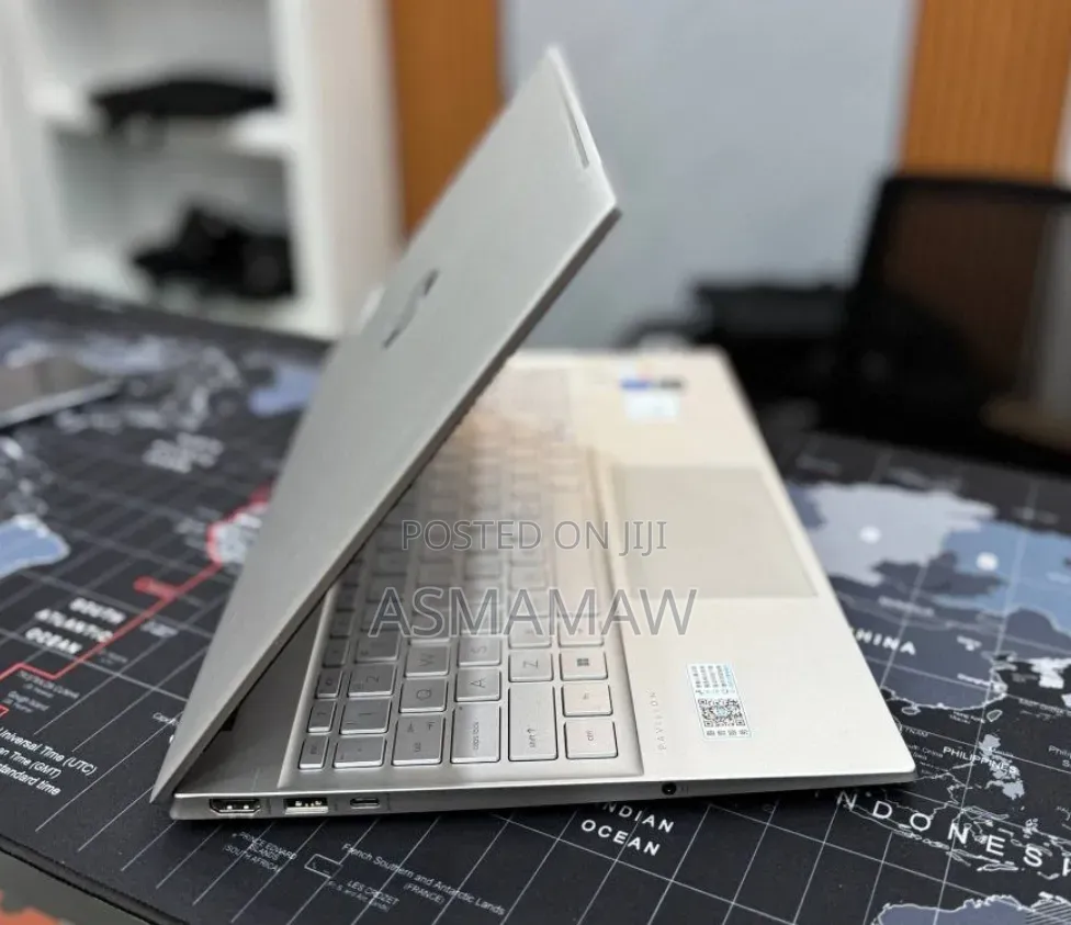 New Laptop Airis 16GB Intel Core i5 SSD 1T