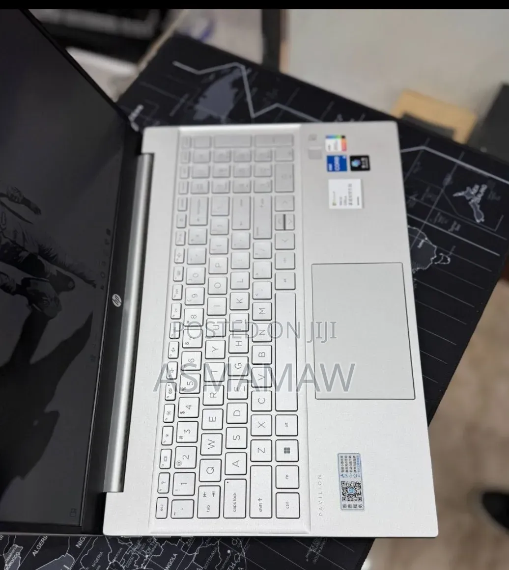 New Laptop Airis 16GB Intel Core i5 SSD 1T