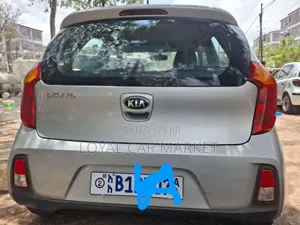 Kia Picanto 2018 Gray