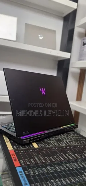 New Laptop Acer Predator Helios Neo 16 32GB Intel Core i9 SSD 1T
