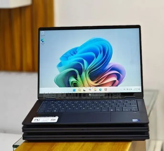New Laptop HP OmniBook X Flip 14" 16GB Intel Core Ultra 7 SSD 1T