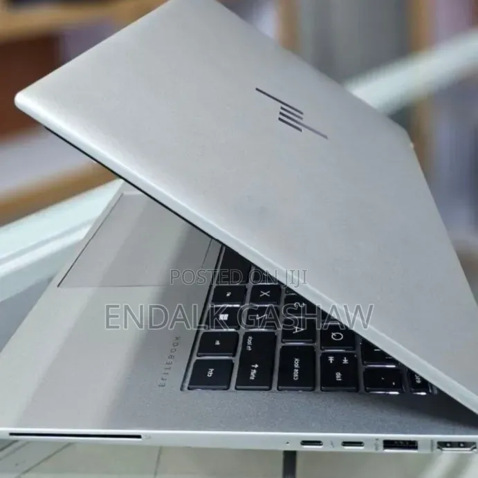 New Laptop HP EliteBook 840 G8 16GB Intel Core i7 SSD 512GB