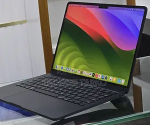 New Laptop Apple MacBook Air 2025 M4 16GB Apple M4 SSD 256GB