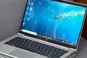 New Laptop HP EliteBook 830 G8 16GB Intel Core i5 SSD 512GB