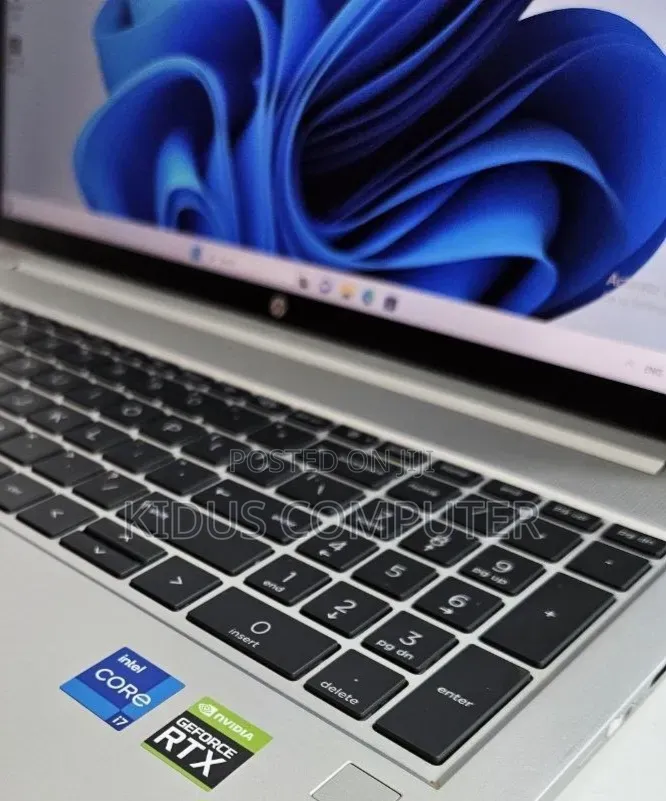 New Laptop HP Probook 11 EE G1 16GB Intel Core i7 SSD 1T
