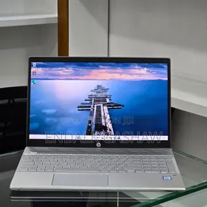 New Laptop HP Pavilion 15 8GB Intel Core i7 SSD 256GB