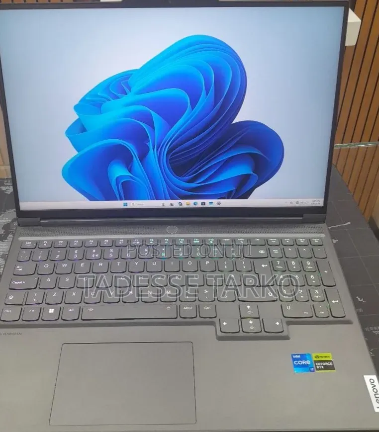 New Laptop Lenovo Legion 5 16GB Intel Core i7 SSD 512GB