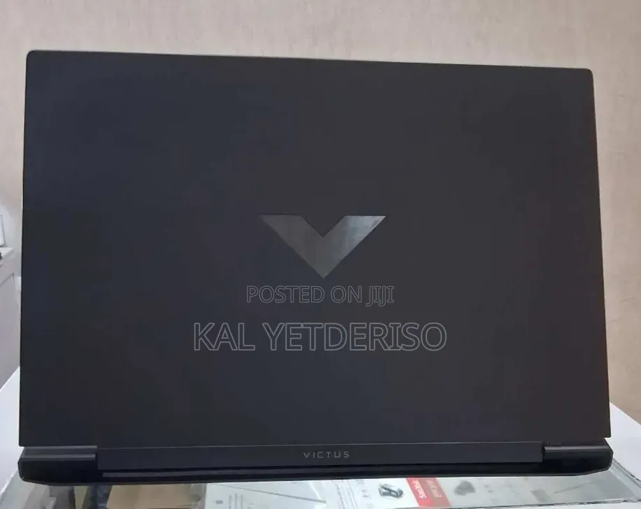 New Laptop HP Victus 15 16GB Intel Core i7 SSD 1T