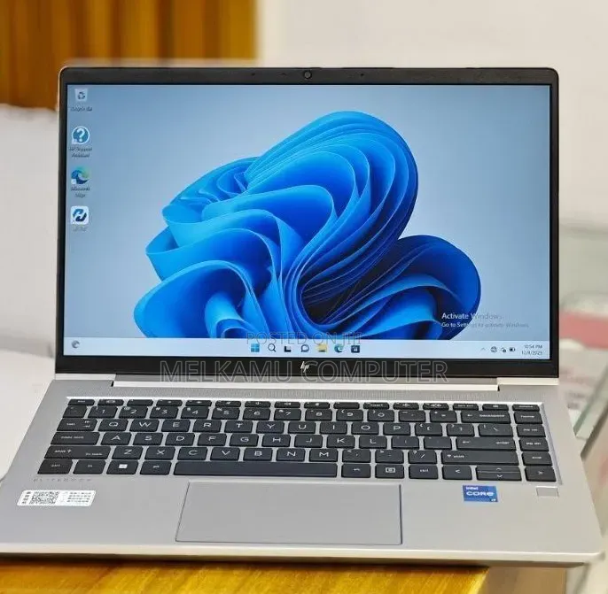 New Laptop HP EliteBook 840 G10 16GB Intel Core i7 SSD 1T