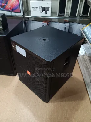 Subwoofer Srx718s Speaker