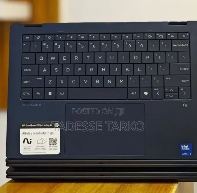 New Laptop HP OmniBook X Flip 14" 16GB Intel Core Ultra 7 SSD 1T