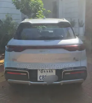 BYD Yuan Up 2025 Gray