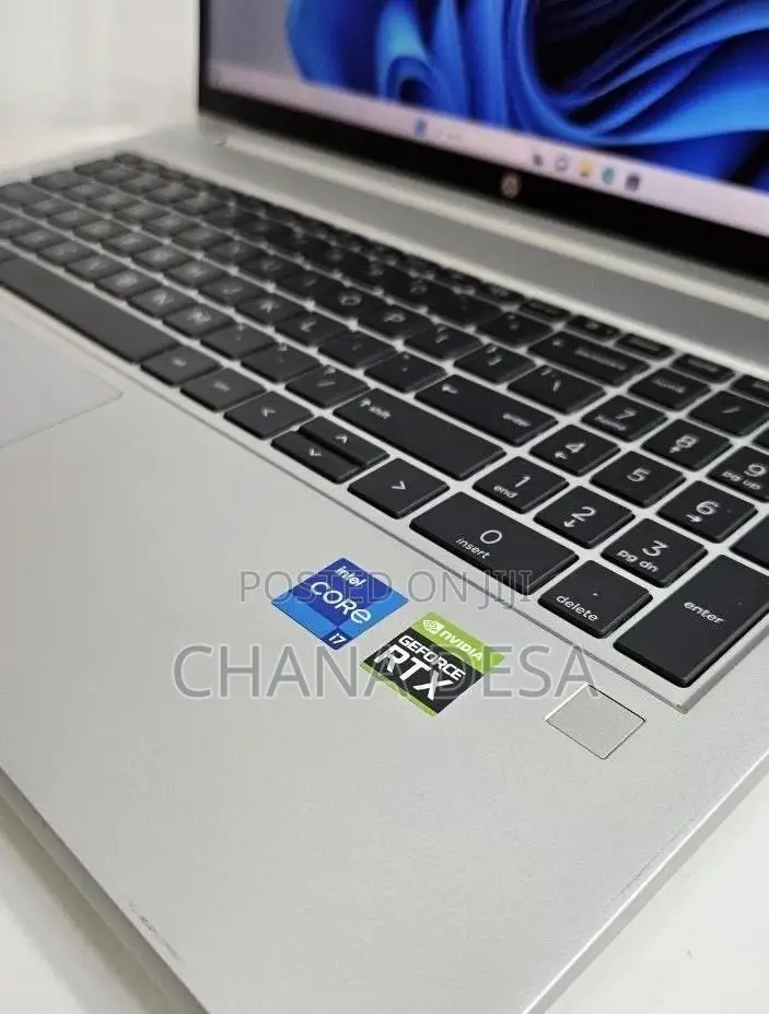 New Laptop HP 16GB Intel Core i7 SSD 1T