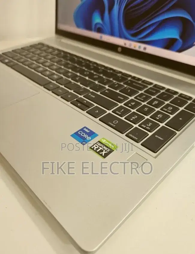 New Laptop HP ProBook 440 G10 16GB Intel Core i7 SSD 1T