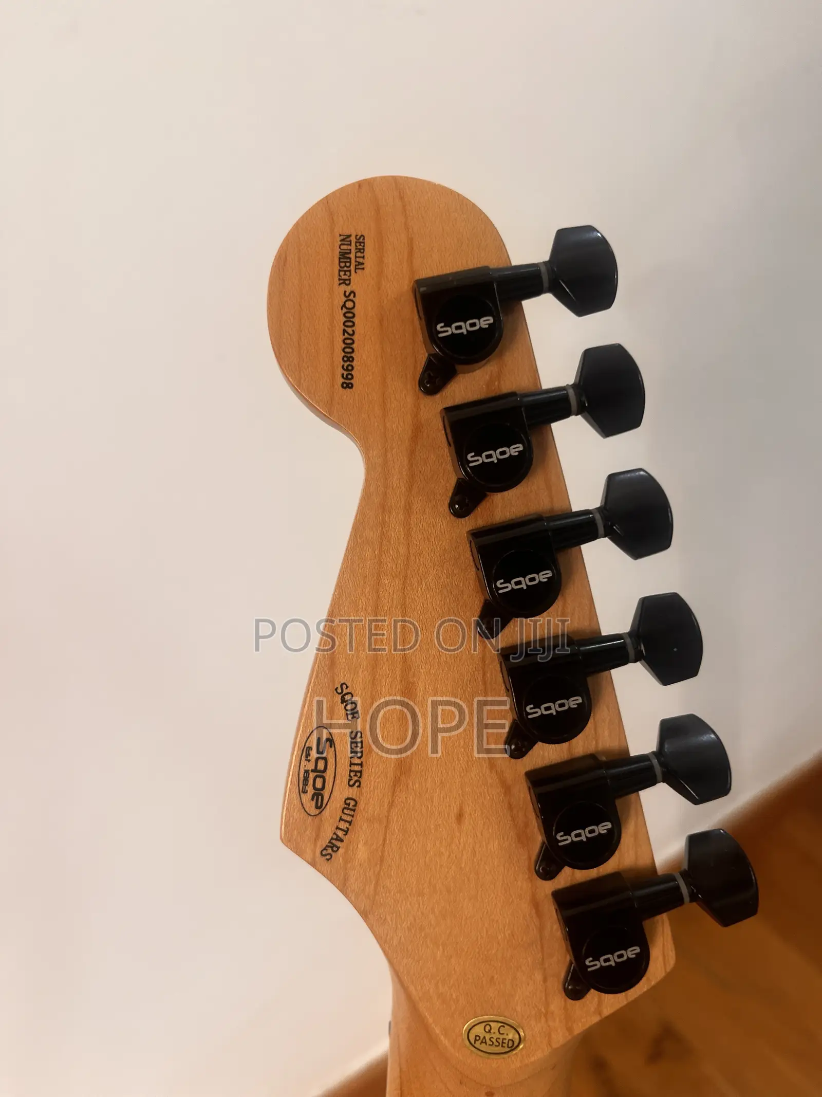 Sqoe St-Style Electric Guitar – 3-Tone Sunburst