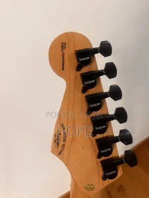 Sqoe St-Style Electric Guitar – 3-Tone Sunburst