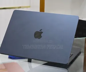 New Laptop Apple MacBook Air 2025 M4 16GB Apple M4 SSD 256GB