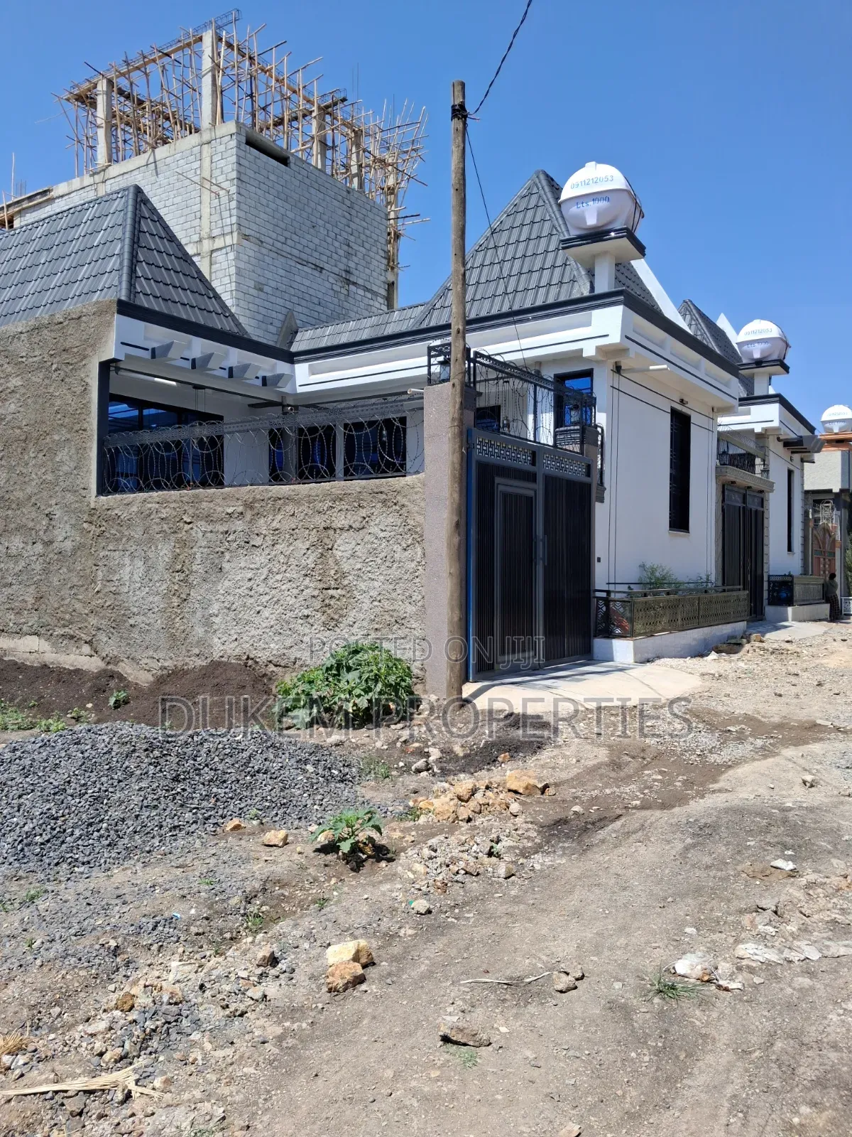 Furnished 4bdrm House in ዱከም ከተማ, East Shewa for sale