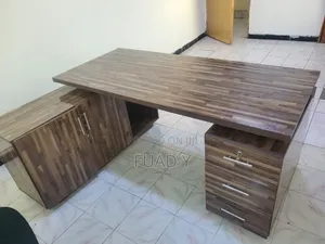Managerial Office Table