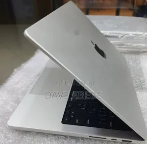 New Laptop Apple MacBook Pro 2020 M1 16GB Apple M1 Pro SSD 512GB