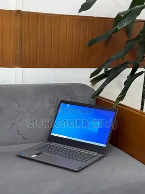 Laptop Lenovo Ideapad 3 8GB Intel Core 3 SSD 256GB