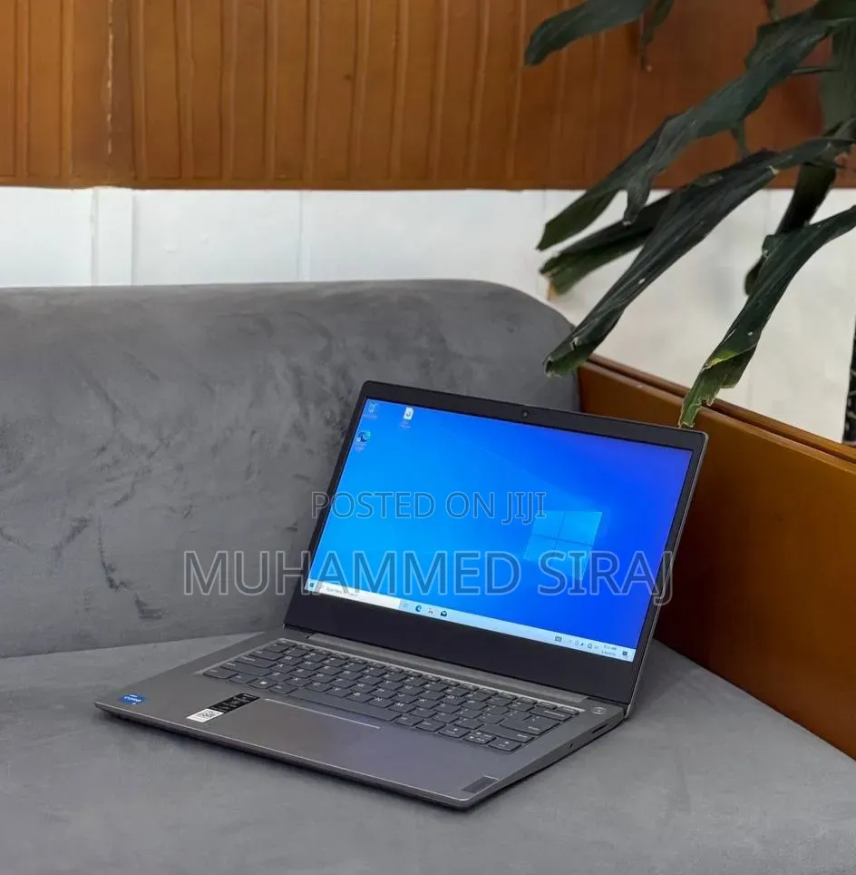 Laptop Lenovo Ideapad 3 8GB Intel Core 3 SSD 256GB