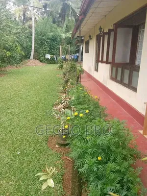 የሚሸጥ ቦታ ቦሌ አካባቢ 550 ካሬ