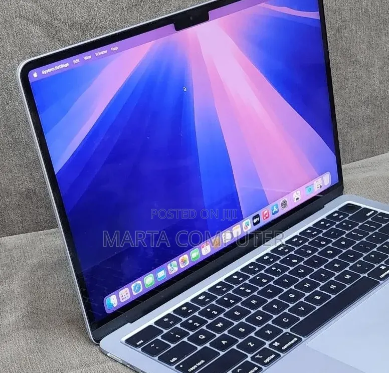 New Laptop Apple MacBook Air 2025 M4 16GB Apple M4 SSD 256GB