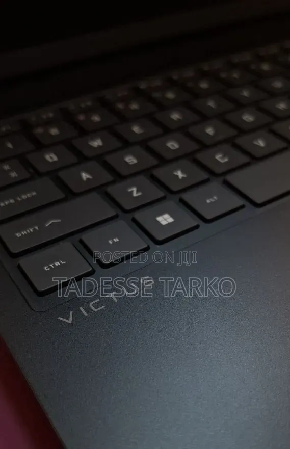 New Laptop HP Victus 15 16GB AMD Ryzen 7 SSD 1T