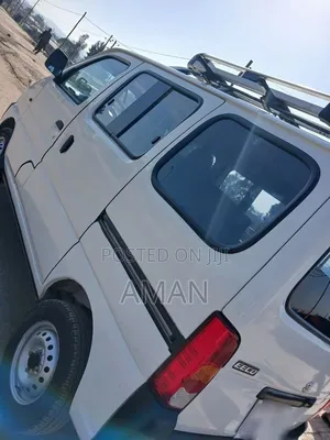 Suzuki APV Minibus 2025 White