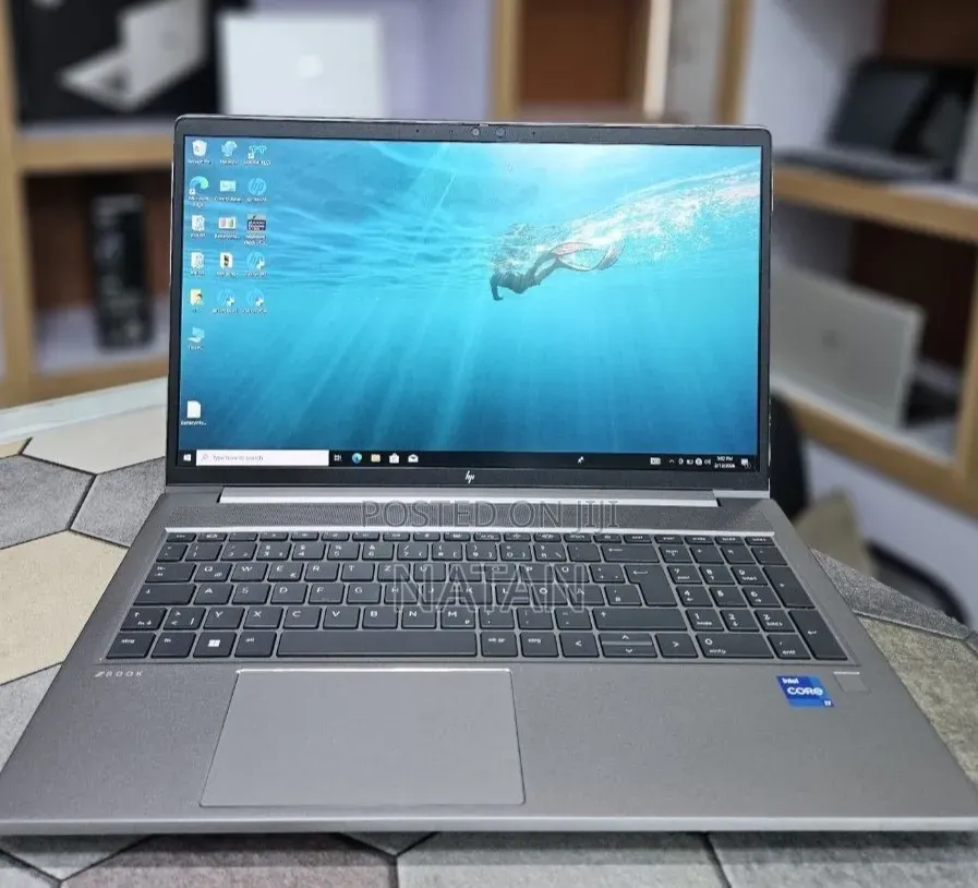 New Laptop HP ZBook Fury 15 G8 32GB Intel Core i7 SSD 512GB