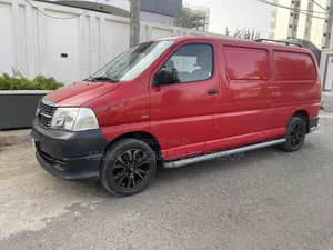 Toyota HiAce 2011 Red
