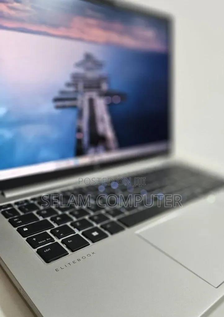 New Laptop HP EliteBook 840 G11 16GB Intel Core Ultra 7 SSD 512GB