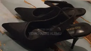 Yeshi Women Shoe