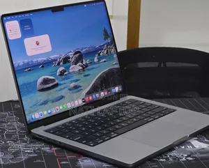New Laptop Apple MacBook Pro 2020 M1 16GB Apple M1 Pro SSD 512GB
