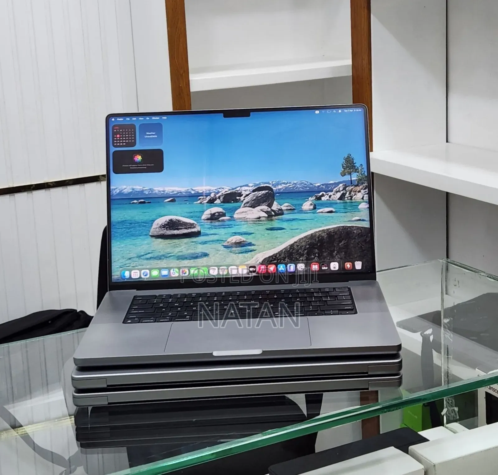 New Laptop Apple MacBook Pro 2021 M1 32GB Apple M1 Pro SSD 512GB