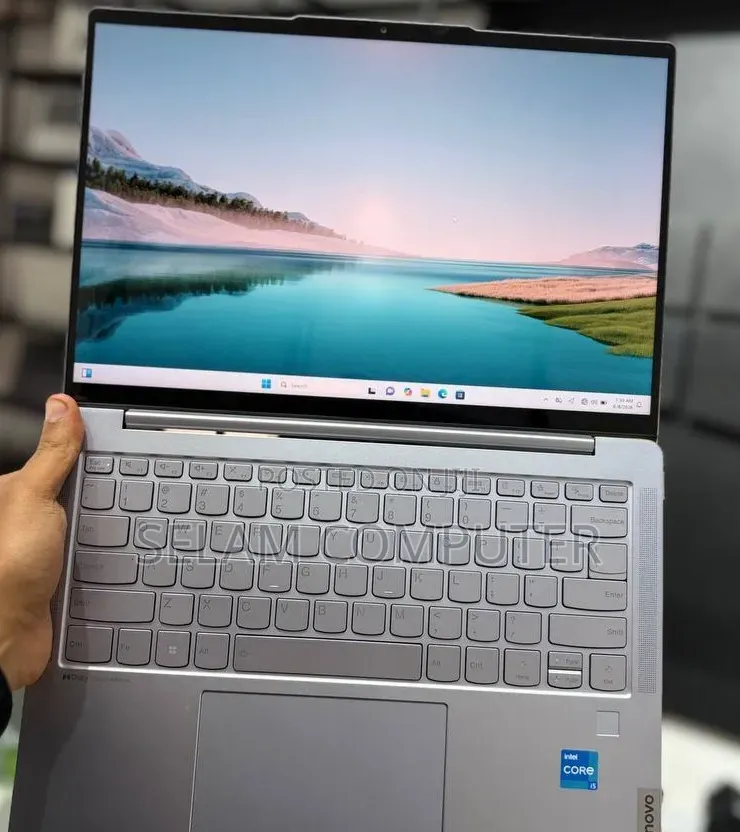 New Laptop Lenovo ThinkPad Yoga 16GB Intel Core i5 SSD 512GB