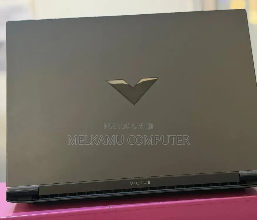 New Laptop HP 14z 16GB AMD Ryzen 7 SSD 512GB