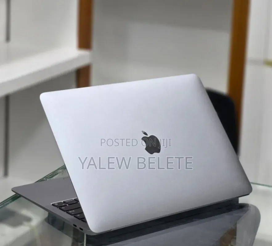 New Laptop Apple MacBook Air 2020 M1 8GB Apple M1 SSD 256GB