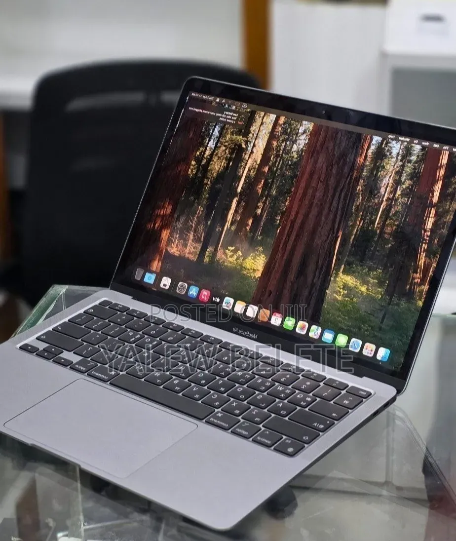 New Laptop Apple MacBook Air 2020 M1 8GB Apple M1 SSD 256GB