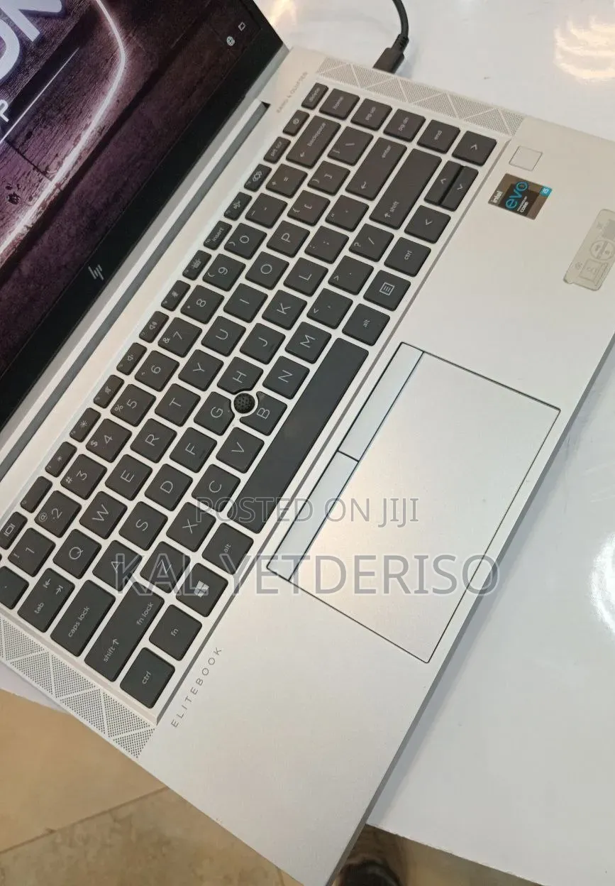 New Laptop HP EliteBook 840 G9 16GB Intel Core i5 SSD 512GB