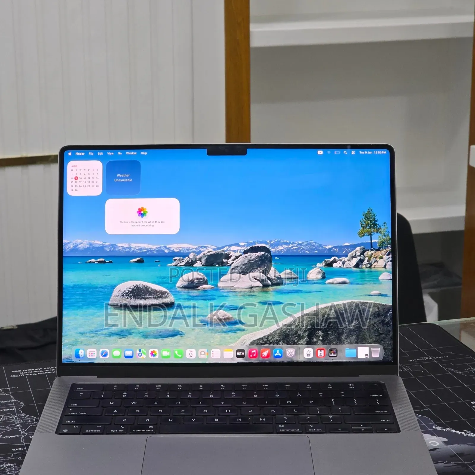 New Laptop Apple MacBook Pro 2020 M1 16GB Apple M1 SSD 512GB