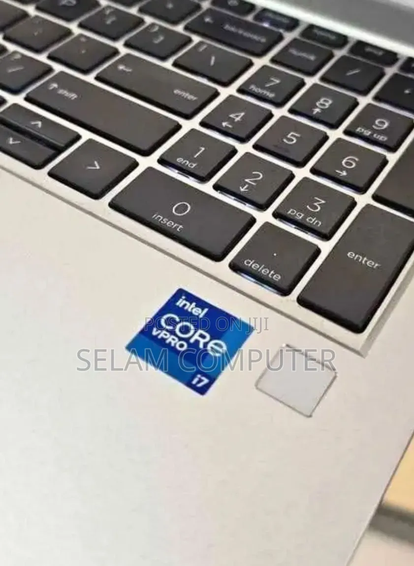 New Laptop HP EliteBook 840 G8 16GB Intel Core i7 SSD 512GB