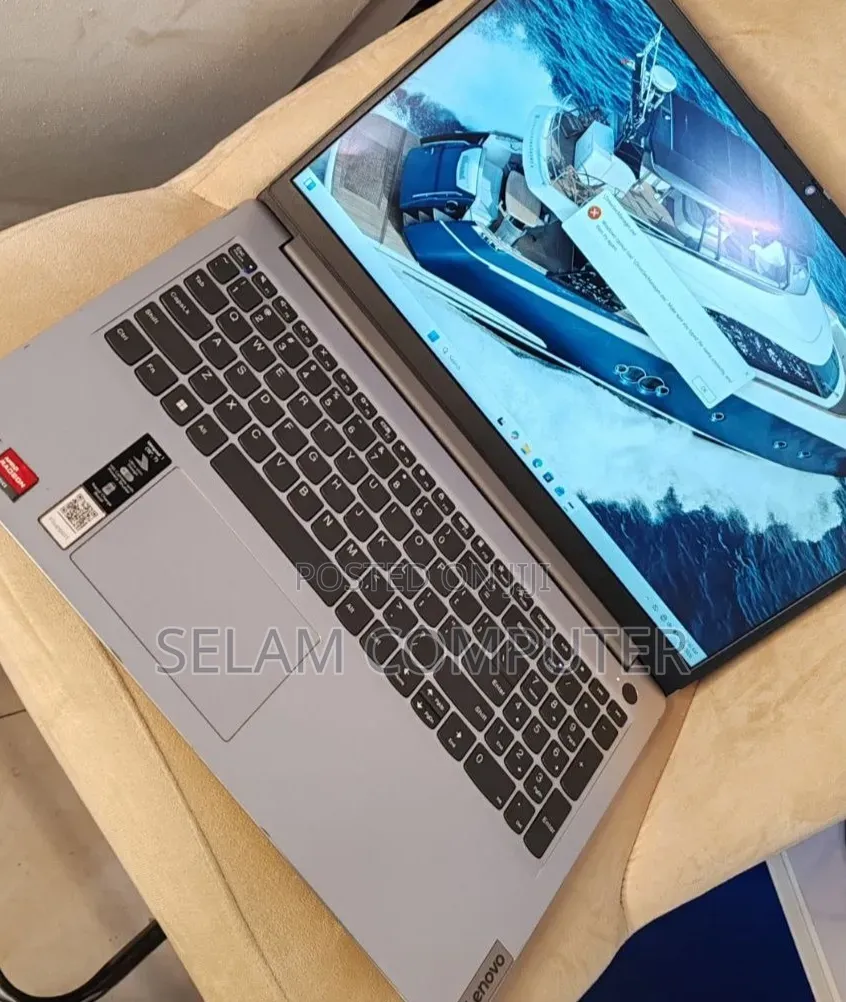 New Laptop Lenovo Ideapad 3 8GB AMD Ryzen 7 SSD 512GB