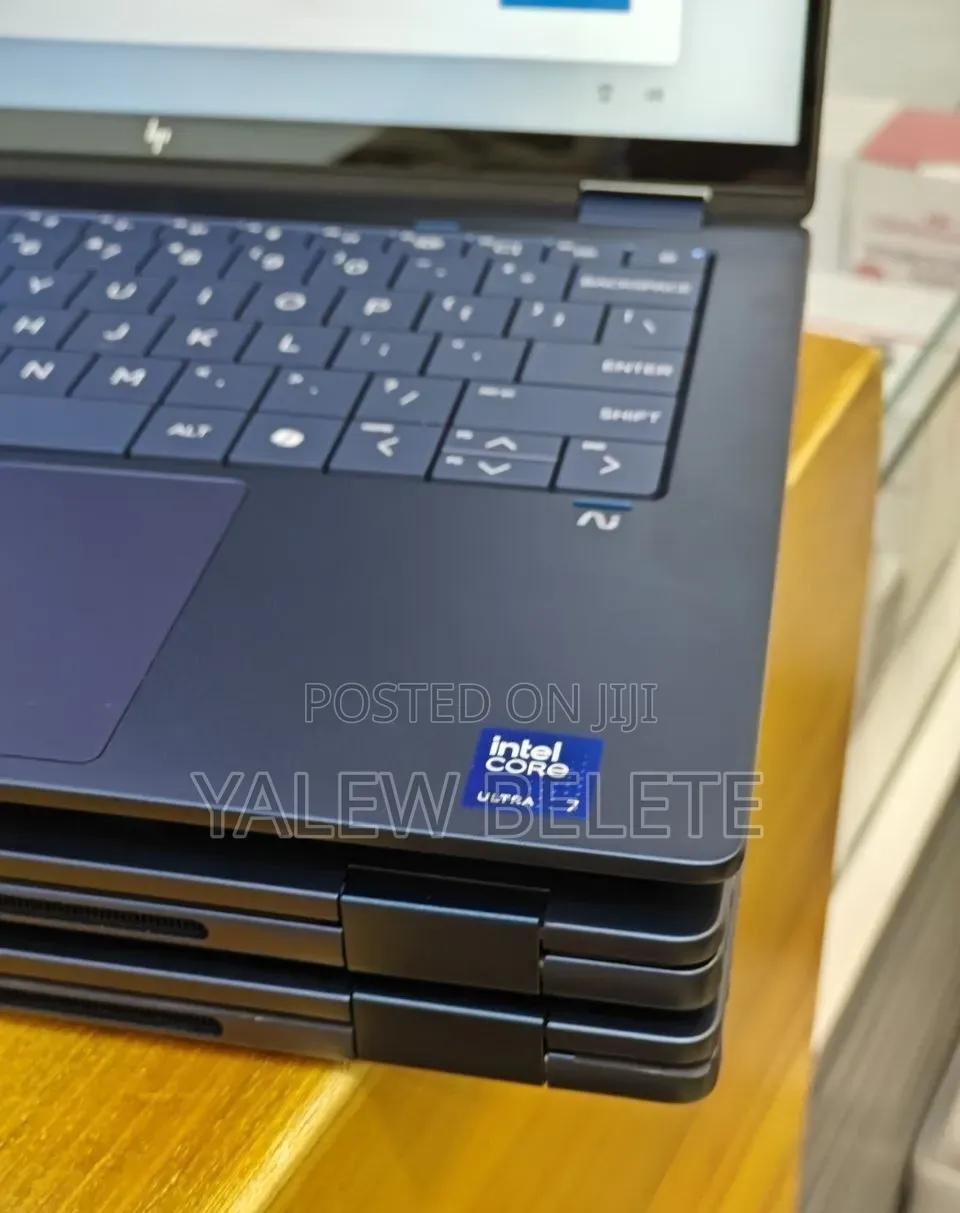 New Laptop HP OmniBook X Flip 16" 16GB Intel Core Ultra 7 SSD 1T