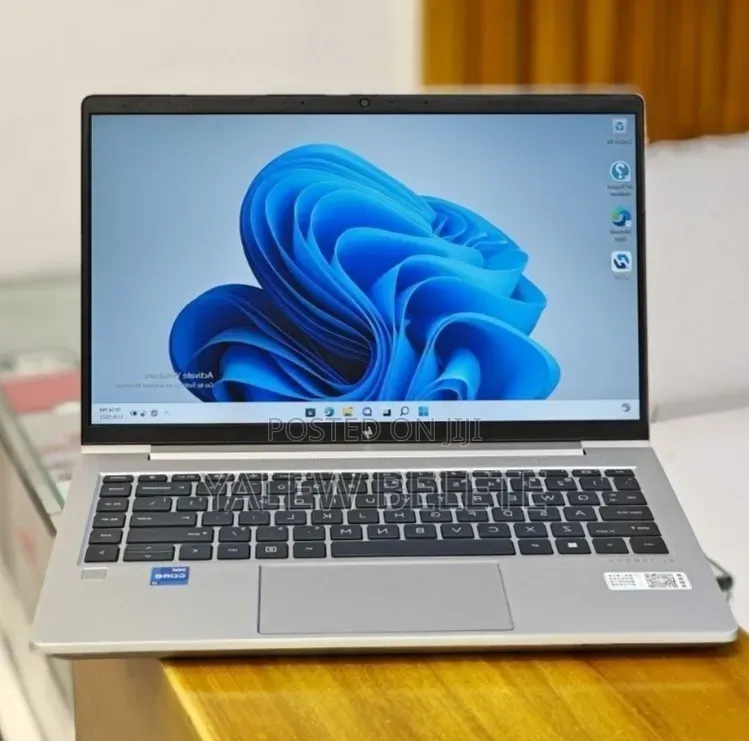 New Laptop HP ProBook 440 G10 16GB Intel Core i7 SSD 1T