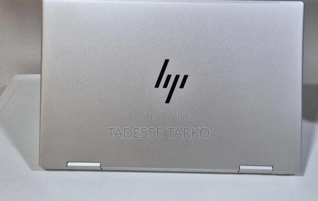 New Laptop HP Envy X360 8GB Intel Core i5 SSD 512GB